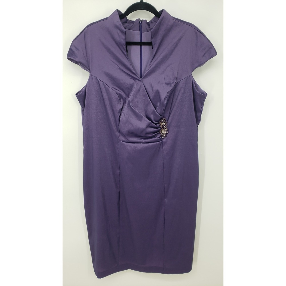 XSCAPE Embellished Cocktail Sheath Dress Short Jeweled Ruched Size 14W Purple